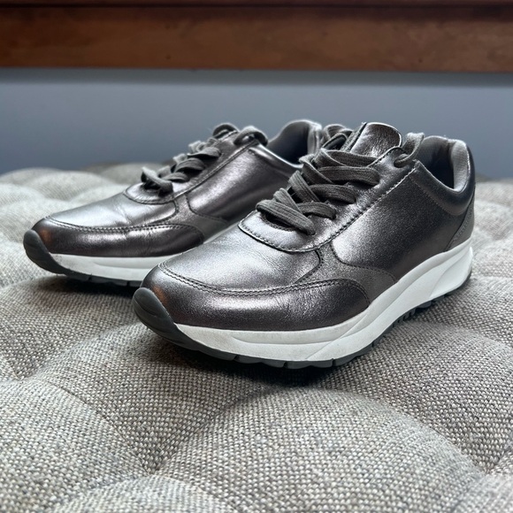 Women’s Naturalizer Shay Lace Up Sneakers - Pewter Leather - Picture 4 of 9